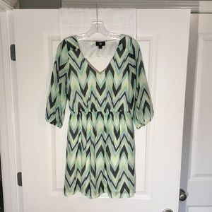 IZ Byer Sheer Lined Pullover V- Neck Front/Back Dress Blue/ Lime Green Size S